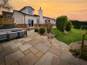 Photo 19- click for photo gallery